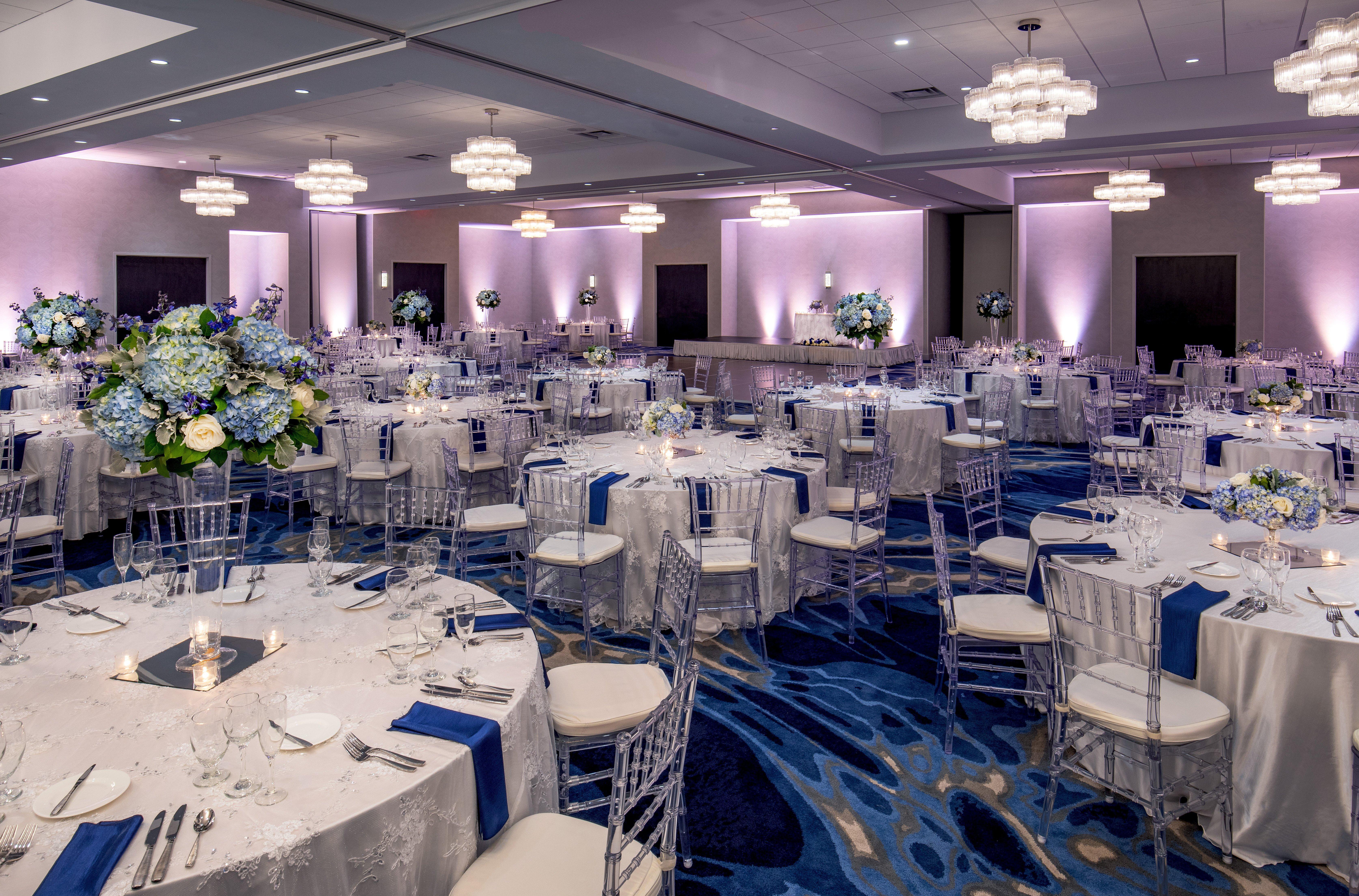 Crowne Plaza Boston - Woburn By Ihg Hotel Exterior photo