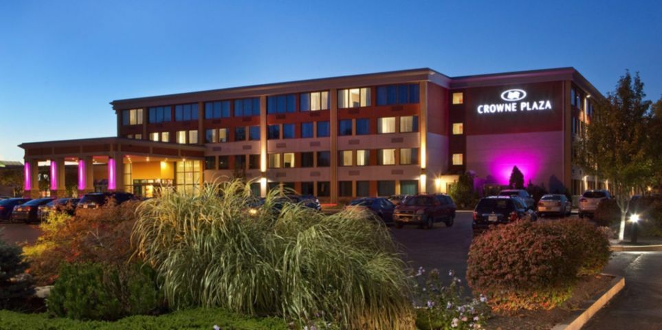 Crowne Plaza Boston - Woburn By Ihg Hotel Exterior photo